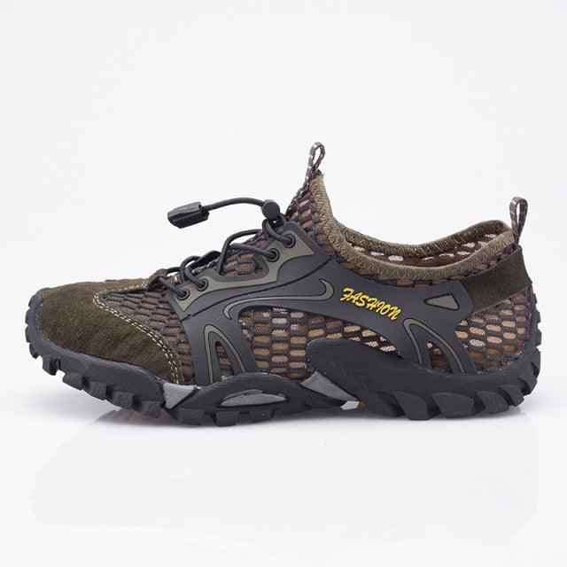 Quick Dry Men's Water Shoes Slip On Barefoot Beach Sneakers